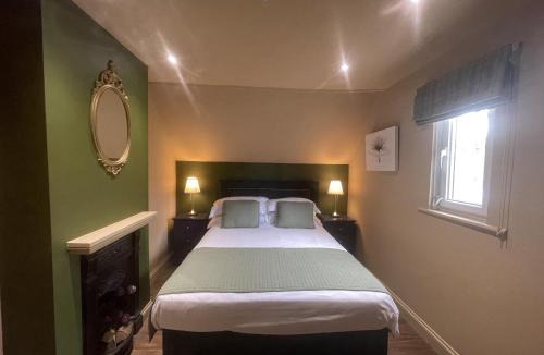 Hursley Bed & Breakfast | The Kings Head