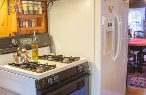 Diamond Point Cabin | The Knot Hole - Log Cabin and Boat Slip on Lake George