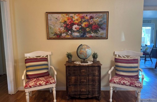 League City House | The "Kozy Cottage" in historic League City.