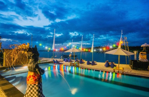 Ceningan Island Hotel | The Kubu221 Ceningan
