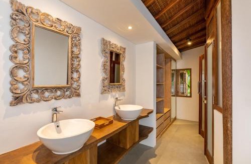 Berawa Villa | The Lagoon Canggu