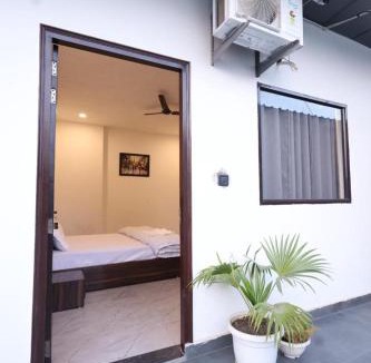 Panipat Hotel | The Lagoon