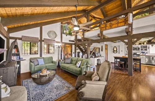 Crestline House | The Lake Chalet