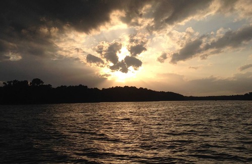 Mid America House | The Lake House on Lake Hamilton