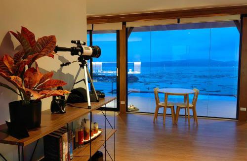 Cardona Villa | The LakeFront Villa