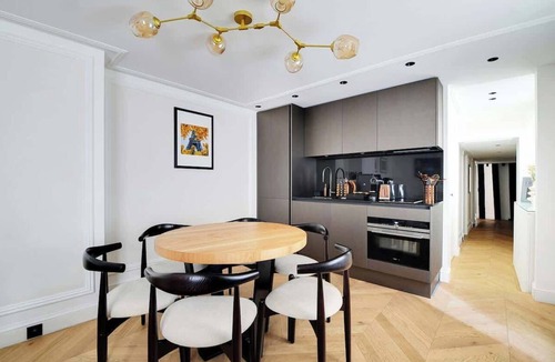 Saint-Germain-des-Pres Apartment | The Lander - Serviced 2BR/2BA - Saint Germain