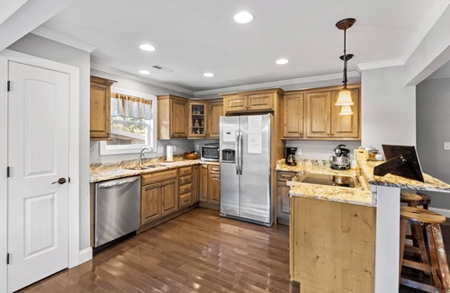 Ocoee House | The Last Eddy is 2-bedroom/2 bath house tucked away in charming Ocoee TN