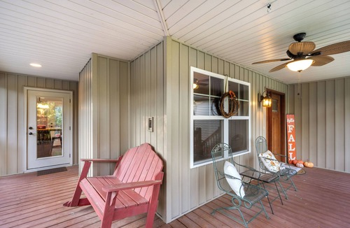 Ocoee House | The Last Eddy is 2-bedroom/2 bath house tucked away in charming Ocoee TN