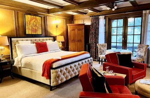 Sidney Hotel | The Latch Inn