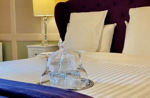 Sidney Bed & Breakfast | The Latch Inn