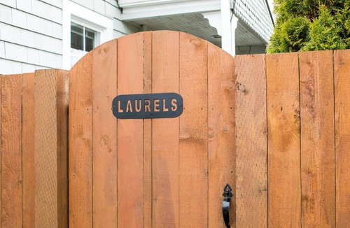 South Westside House | The Laurels: Elegant Craftsman Perfectly Located