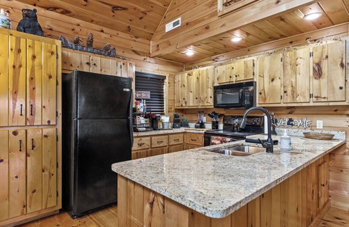 Murphy Cabin | The Lazy Bear Cabin — Cozy 3‑Bed Mountain Retreat