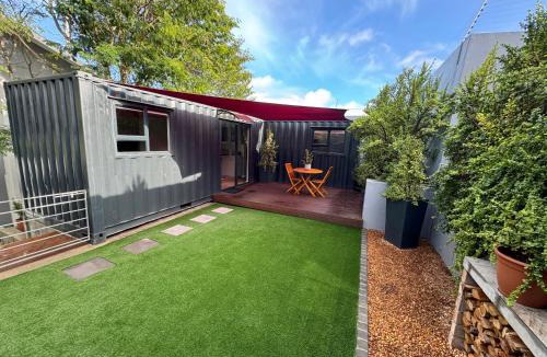 Eikenbosch Apartment | The Leopard Leaf Inn