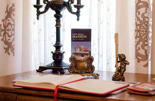 Meyersdale Bed & Breakfast | The Levi Deal Mansion Bed & Breakfast