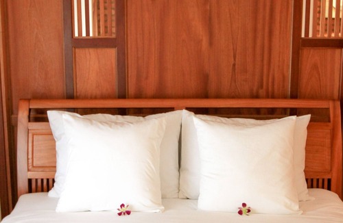 Ninh Kieu Hotel | The Lighthouse