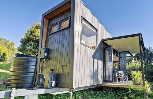 North Maleny Cabin | The Lily Pad Tiny Home – Peaceful Hinterland Retreat