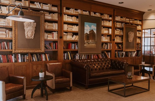 Downtown Lincoln Hotel | The Lincoln Marriott Cornhusker Hotel