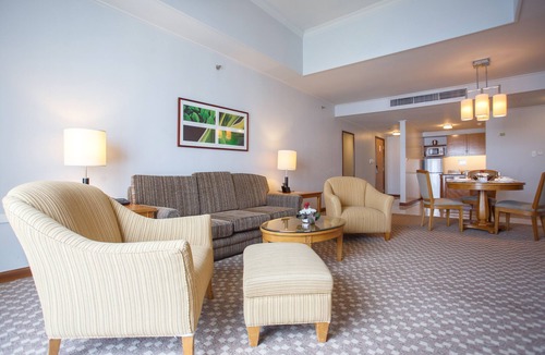 Ortigas Center Hotel | The Linden Suites