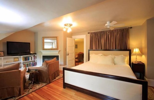 Historic Montford Bed & Breakfast | The Lion and the Rose B&B