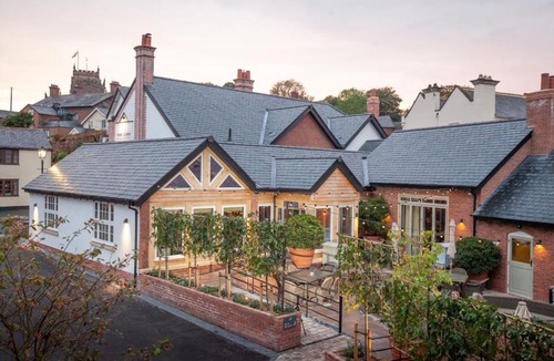 Malpas Hotel | The Lion at Malpas