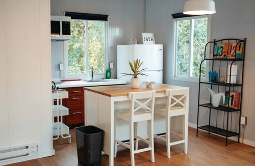 Sliammon Cottage | The Little Beach Side CottageA22