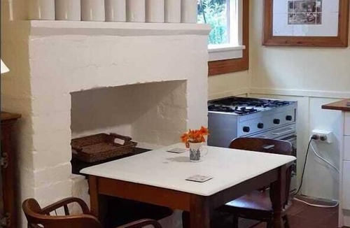 Glenbrook Cottage | The Little House in the Blue Mountains