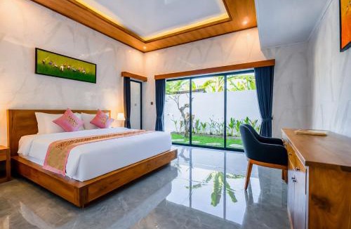 Mas Villa | The Lobong