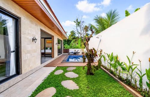 Mas Villa | The Lobong