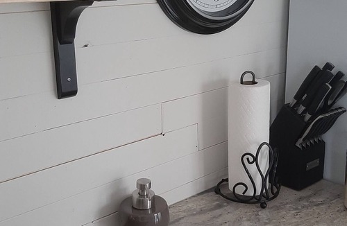Port Colborne Apartment | The Locktender's House