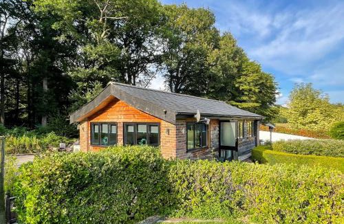 Plaistow House | The Lodge At The Lake House