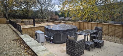Alston House | The Lodge