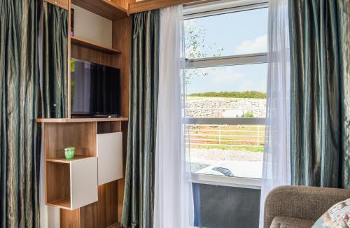 Newton in Furness House | The Lodge Pod