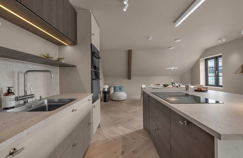 Tromso Condo | The Loft - 4BR/2BATH Central Apt