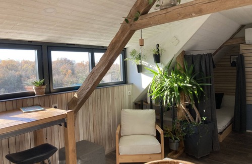 Saint-Cernin-de-Larche Apartment | The Loft at the Auberge du Lac Noir – Space, Independence, and Vintage Charm