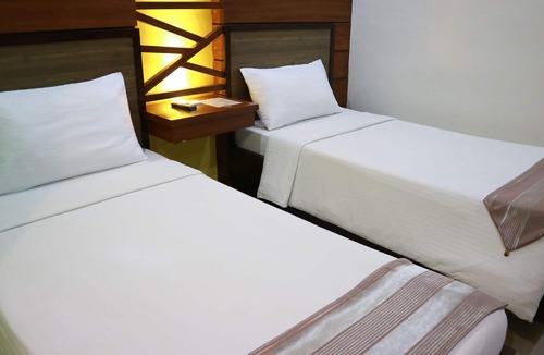 Tacloban Hotel | The Loft Hotel