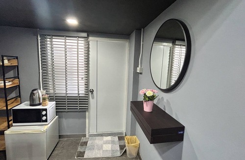 Mueang Samut Prakan District Apartment | The Loft Living Space
