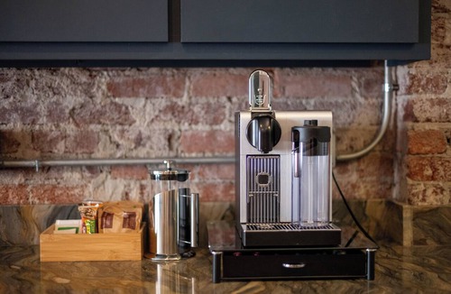 Rogers Apartment | The Loft on the Bricks