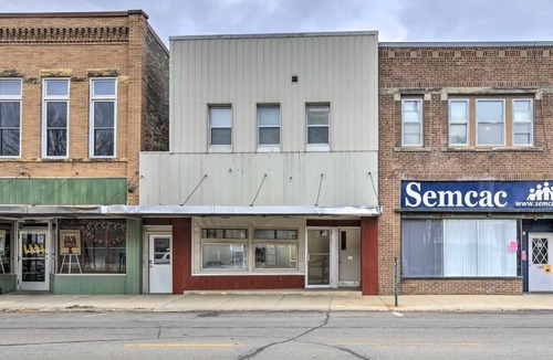 Albert Lea Apartment | The Loft small studio apartment on the 2nd floor. Private, Small & Affordable