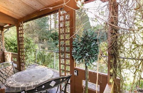 Lerags Cottage | The Log Cabin