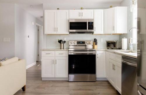 Wanskuck Apartment | The Longmont Luxury Condo in the heart of providence