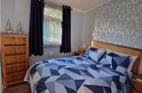 Llanybri Ski Chalet | The Lookout