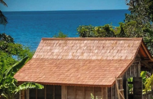 Lovina Cabin | ❤ The loveshack: a romantic beachfront bungalow ❤