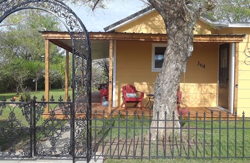 Riverhurst House | The lucky charm spa, gem of the prairies. Free 1/2 hour RMT massage with booking