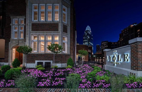 Central Business District Hotel | The Lytle Park Hotel, Autograph Collection