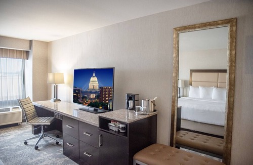 Madison Hotel | The Madison Concourse Hotel and Governor's Club