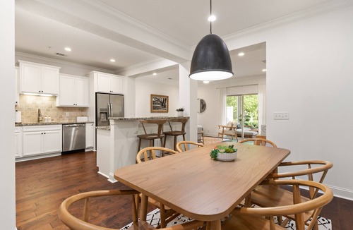 Epworth Acres House | The Mae: 3BD/2.5BA FLETC/Family/Pet Friendly Modern Townhome
