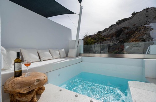 Messaria Apartment | The Magic Luxury Cave Suites