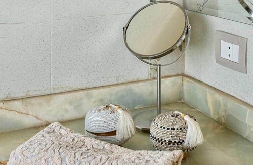 Garden City Apartment | The Magnificent Retro Nile Loft/Zamalek View