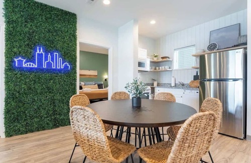 Maxwell Condo | The Main Event - Boho Retreat in East Nashville
