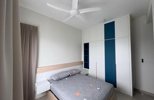 Kajang Apartment | The Makcik's Homestay at Almyra Residence